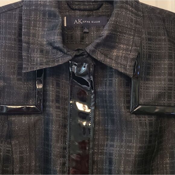 Metallic & Patent trimmed Anne Klein Jacket - Picture 5 of 10